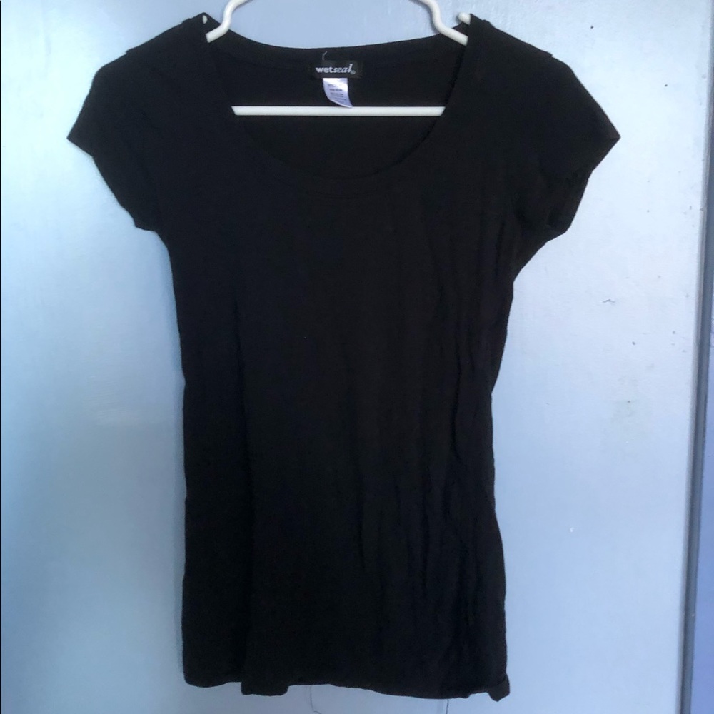 Round neck shirt